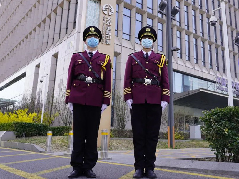 【新标准 新要求 新形象】银盾保安公司顺利完成中国太平金融中心进驻交接工作