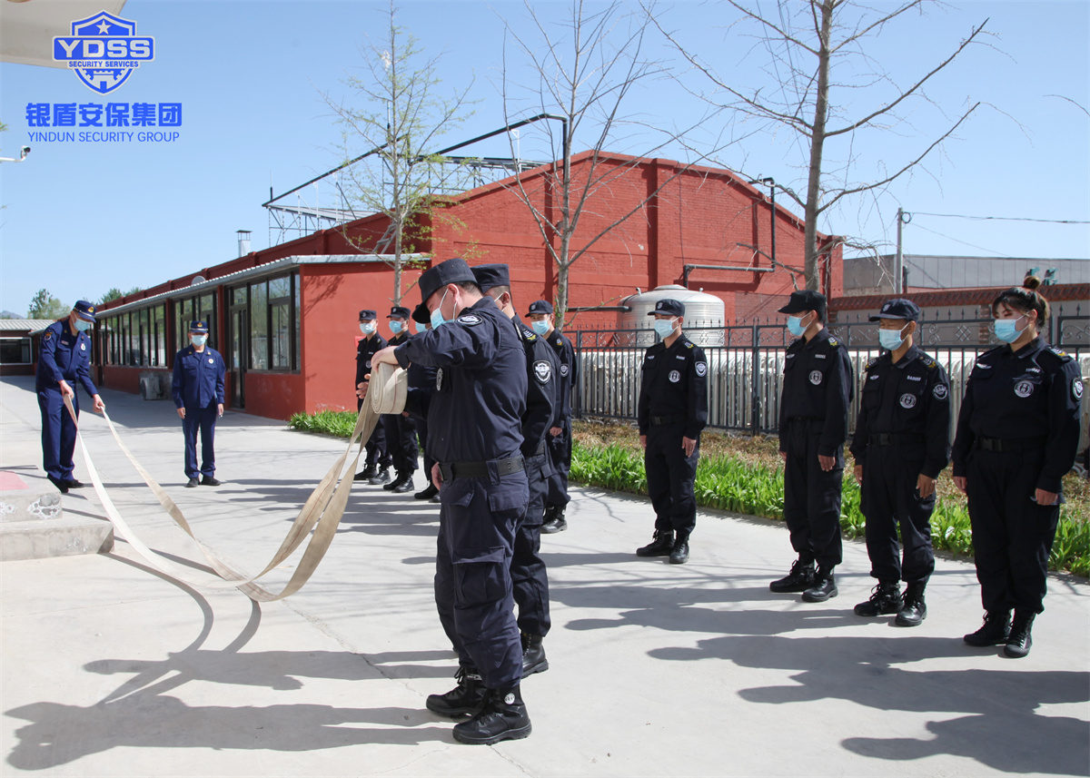 北京保安服务银盾一警六员