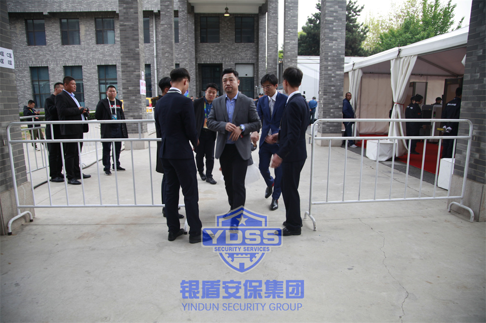 北京银盾特勤人员在重要场所提供安保安检服务