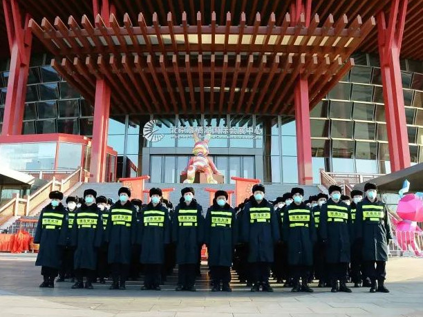 银盾保安为迎春游园庙会保驾护航