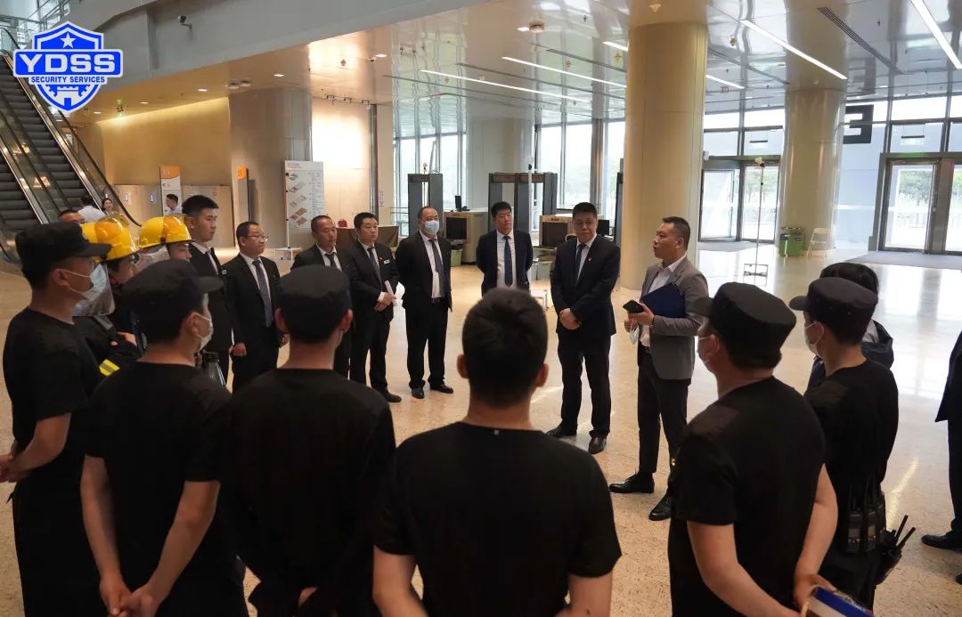 北京银盾保安服务公司驻国家会议中心保安队组织开展反恐消防应急演练活动