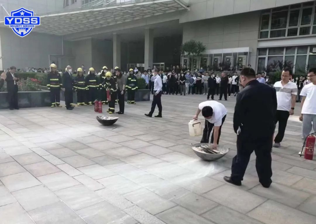 北京银盾保安服务公司组织开展消防处突演练